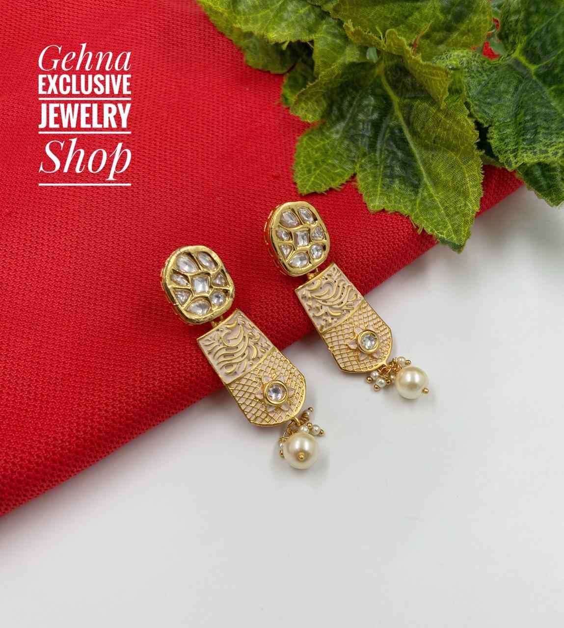 Buy light weight white earrings online for ladies – Gehna Shop