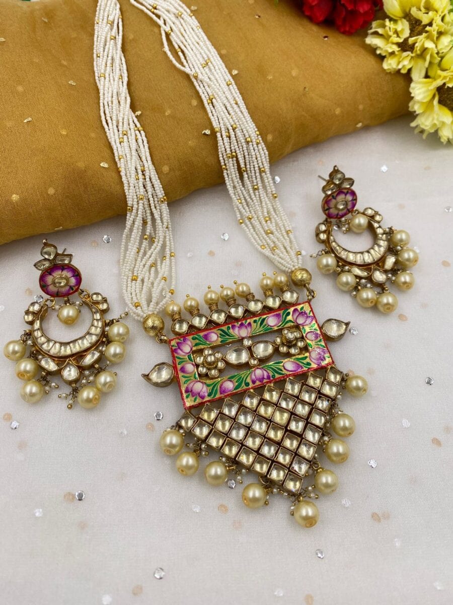 Traditional Lotus Print Gold Plated Handmade Kundan Pendant With Pearl Beads Necklace Set For Woman Pendant Necklace Set